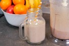 Milkshake cu mix de seminte, banane, capsuni si caju